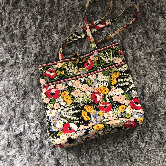 Vera Bradley Handbags - Very Bradley Floral Tote